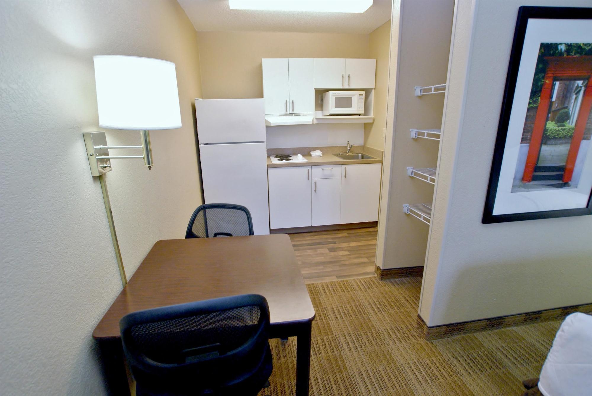 Mainstay Suites Knoxville - Cedar Bluff Екстер'єр фото